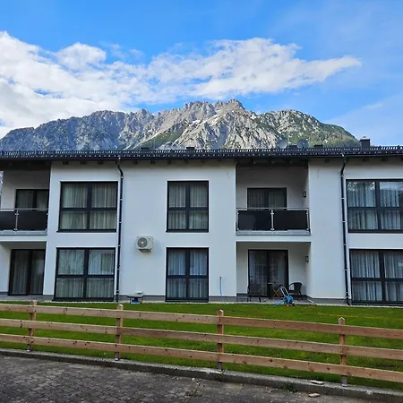 Апартаменты Groebming Apartman